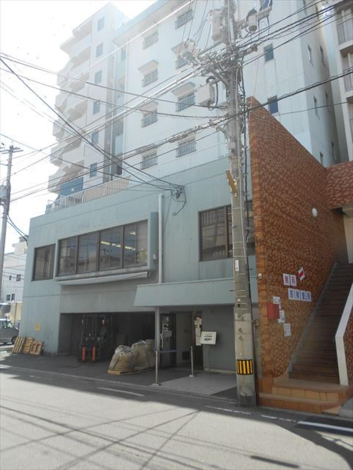 外観（東側）
