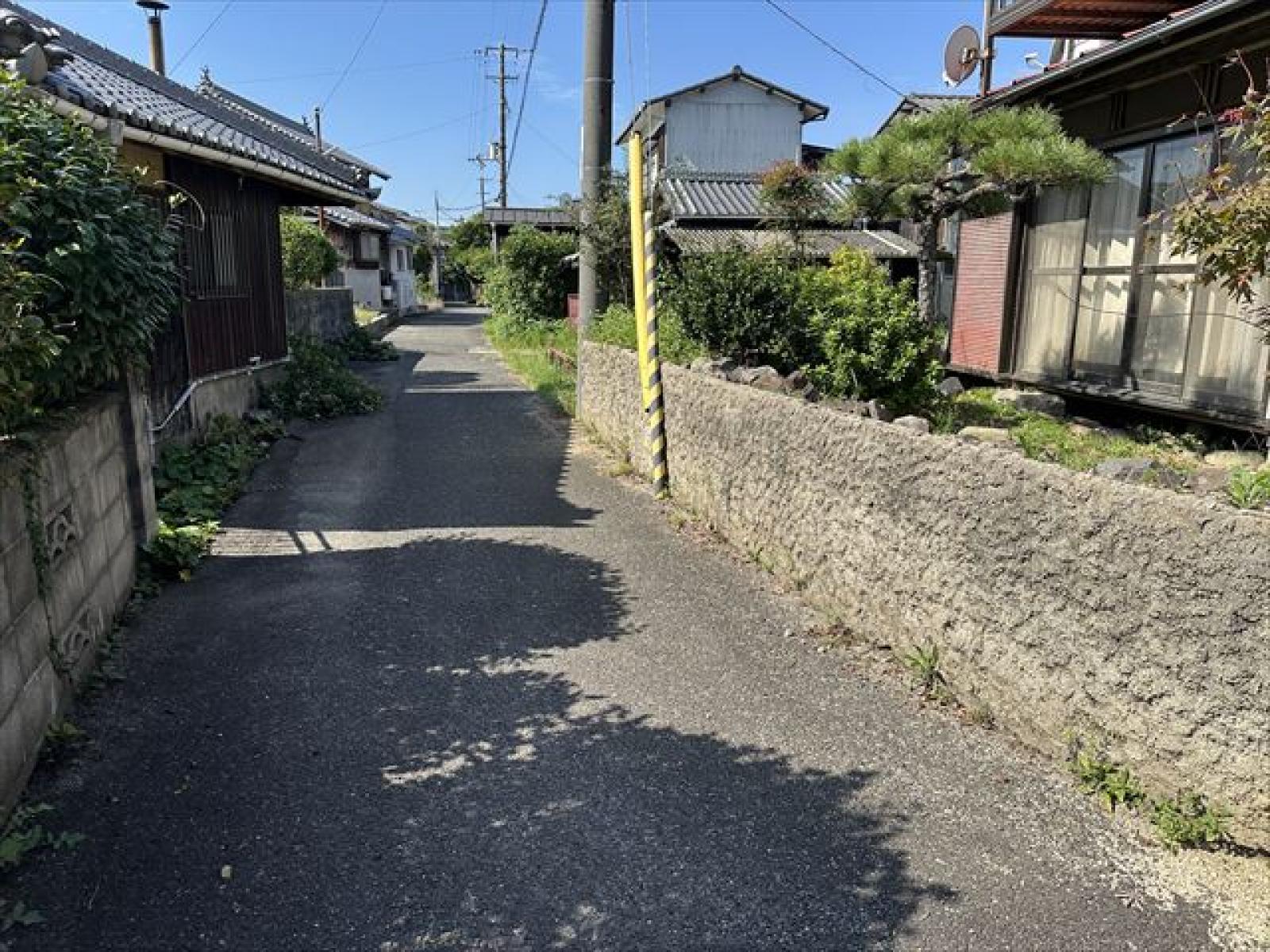 南東側道路
